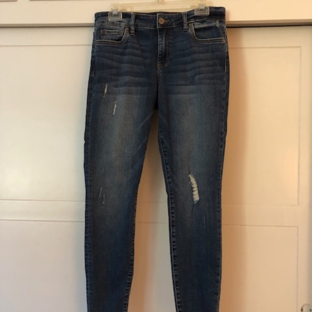 Kut from the Kloth Skinny Ankle Lightly Distressed Raw Hem Size 8